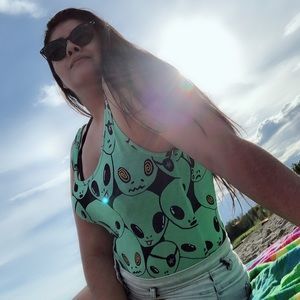 Meet your Posher, Alizza